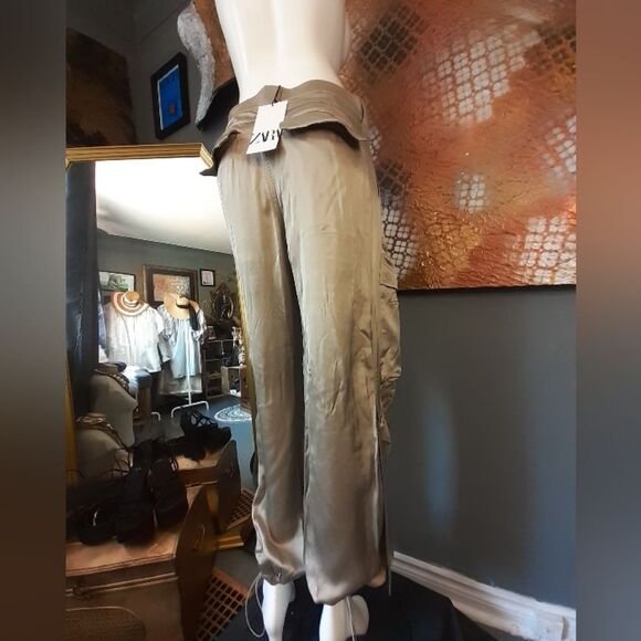 Zara NWT Limited Edition Satin Cargo Pants - Picture 5 of 14
